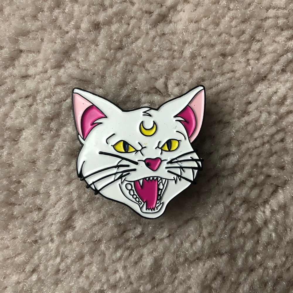 *sold* Artemis Pin 2/$20